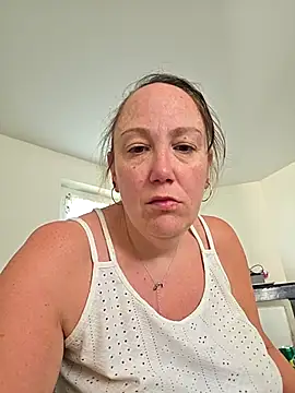 Wisie Cutie online show from April 2026 10:20:02 AM