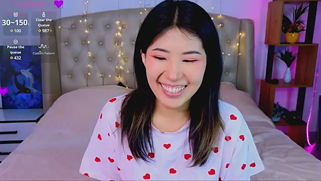 Snapshot of Wendy__Hills chatting on March 2025 12:28:02 PM Wendy Hills online show from March 2025 12:28:02 PM