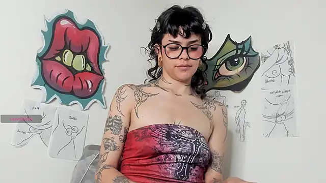trinitty online show from April 2026 10:11:01 PM