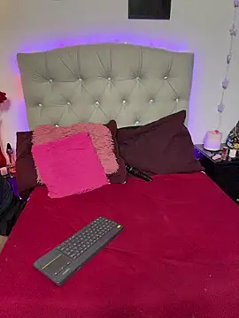 nicolsaenz20 online show from March 2026 01:43:02 PM