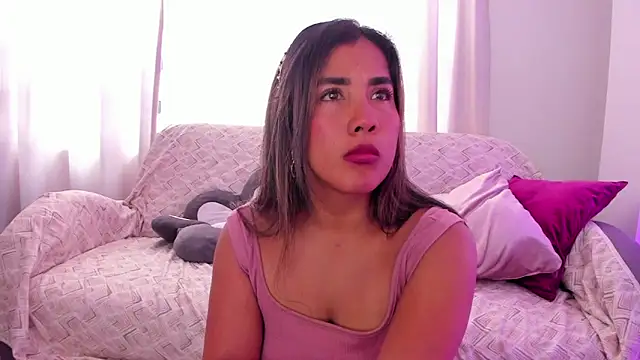 KAROLIVONNE online show from February 2026 06:29:02 PM