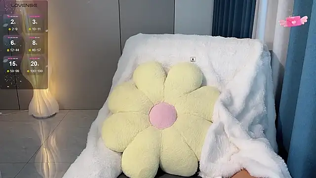 Mandy-- online show from October 2025 03:38:01 AM