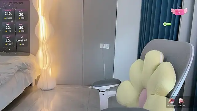 Mandy-- online show from April 2026 12:53:02 PM