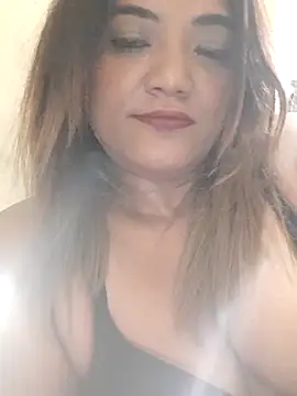 Indianpleasure300 online show from June 2026 05:50:01 PM