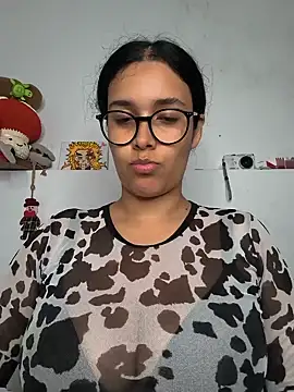 Snapshot of Annya-sweet chatting on July 2026 03:48:01 PM Annya-sweet online show from July 2026 03:48:01 PM