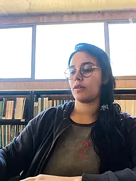 Annya-sweet online show from November 2025 04:32:02 PM