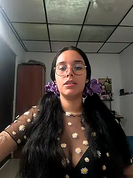 Annya-sweet online show from November 2025 02:28:02 PM