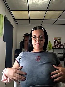 Annya-sweet online show from September 2025 03:18:01 PM