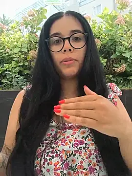 Snapshot of Annya-sweet chatting on June 2026 02:22:02 PM Annya-sweet online show from June 2026 02:22:02 PM