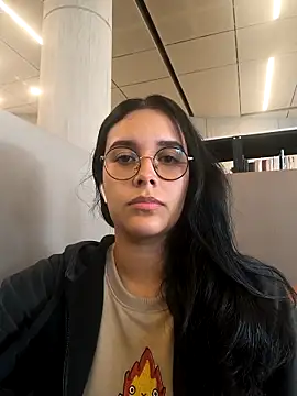 Annya-sweet online show from October 2025 02:47:02 PM