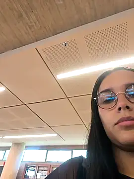 Annya-sweet online show from October 2025 02:43:02 PM