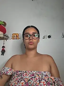 Snapshot of Annya-sweet chatting on July 2026 04:29:01 PM Annya-sweet online show from July 2026 04:29:01 PM