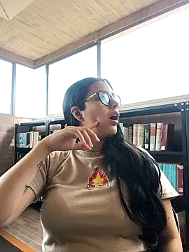 Annya-sweet online show from April 2026 06:43:01 PM