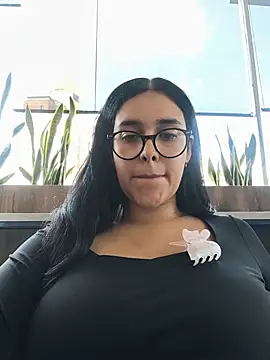 Snapshot of Annya-sweet chatting on July 2026 03:12:02 PM Annya-sweet online show from July 2026 03:12:02 PM