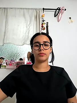 Snapshot of Annya-sweet chatting on May 2026 02:25:02 PM Annya-sweet online show from May 2026 02:25:02 PM