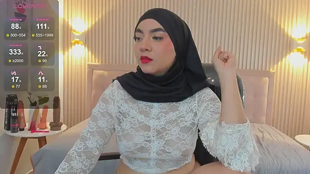 Snapshot of Sooffii_1 chatting on March 2025 05:18:02 AM Sooffii 1 online show from March 2025 05:18:02 AM