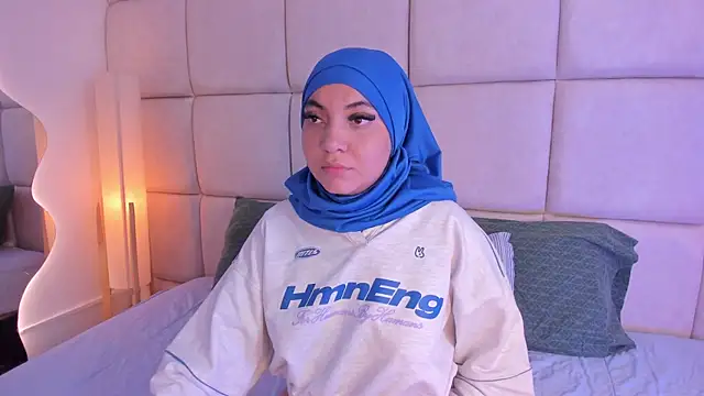 Sooffii 1 online show from November 2025 02:33:02 AM