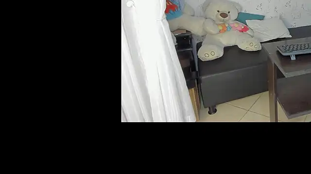 Sooffii 1 online show from December 2025 07:17:01 PM