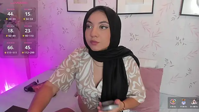 Snapshot of Sooffii_1 chatting on February 2025 07:38:01 PM Sooffii 1 online show from February 2025 07:38:01 PM