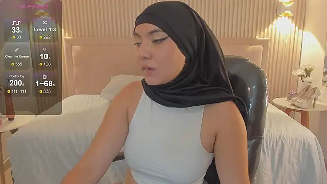 Snapshot of Sooffii_1 chatting on February 2025 05:41:01 AM Sooffii 1 online show from February 2025 05:41:01 AM