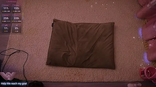 Snapshot of Redhead_Shark_new chatting on February 2026 01:22:01 PM Redhead Shark new online show from February 2026 01:22:01 PM