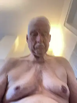 Snapshot of Steffibi1954 chatting on March 2026 10:22:02 AM Steffibi1954 online show from March 2026 10:22:02 AM