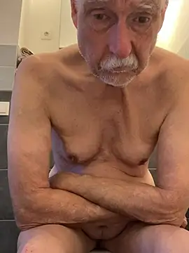 Snapshot of Steffibi1954 chatting on January 2026 07:23:02 AM Steffibi1954 online show from January 2026 07:23:02 AM