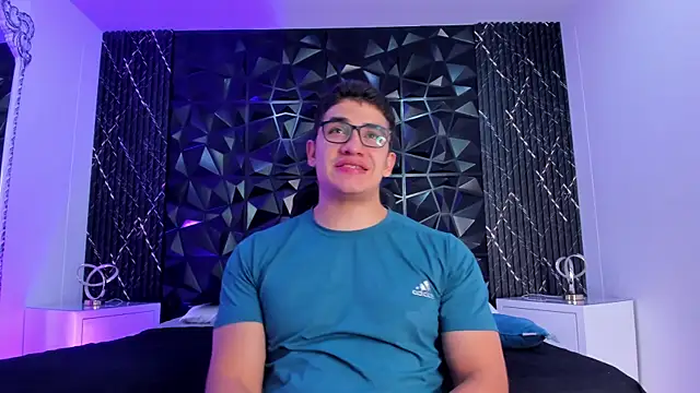 Snapshot of JeffDaltton chatting on November 2025 08:02:02 PM JeffDaltton online show from November 2025 08:02:02 PM