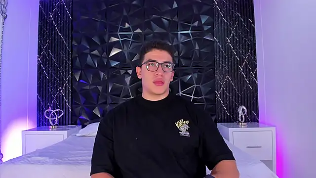 Snapshot of JeffDaltton chatting on October 2025 07:54:02 PM JeffDaltton online show from October 2025 07:54:02 PM