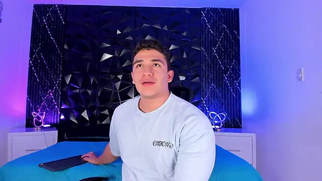 Snapshot of JeffDaltton chatting on November 2025 08:19:01 PM JeffDaltton online show from November 2025 08:19:01 PM