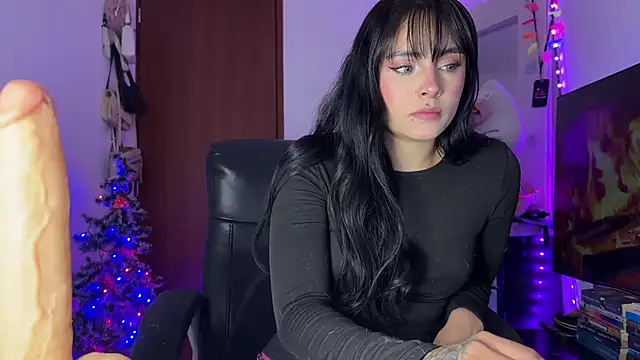 salome polaniiee online show from November 2025 04:45:02 AM