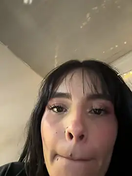 Snapshot of salome_polaniiee chatting on February 2025 05:40:01 AM salome polaniiee online show from February 2025 05:40:01 AM