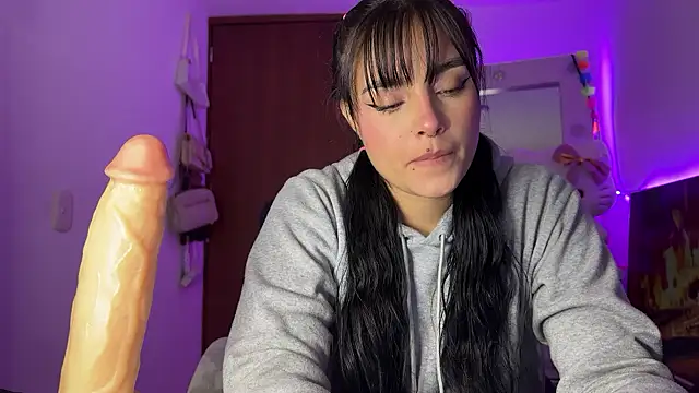 salome polaniiee online show from November 2025 06:56:02 AM