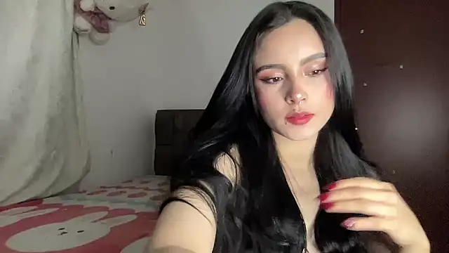 salome polaniiee online show from May 2026 06:38:02 AM