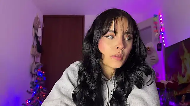 salome polaniiee online show from November 2025 06:14:02 AM