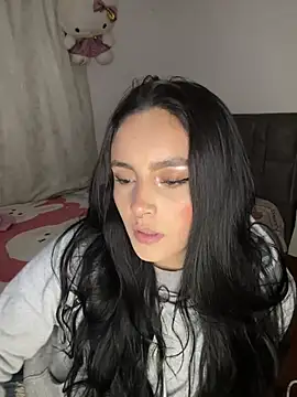 salome polaniiee online show from April 2026 05:14:02 AM