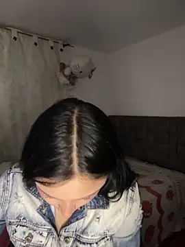 salome polaniiee online show from April 2026 05:15:01 AM