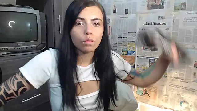i am nina  online show from February 2025 06:51:02 AM
