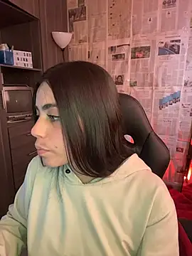 i am nina  online show from February 2026 08:48:02 PM