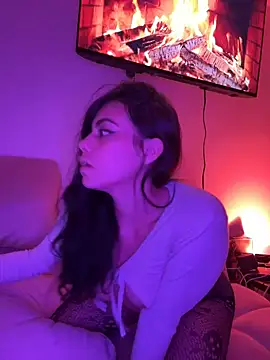 i am nina  online show from December 2025 12:48:01 AM