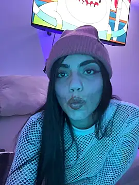 i am nina  online show from November 2025 11:16:02 PM