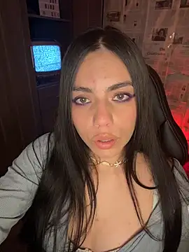 i am nina  online show from March 2026 03:06:01 AM