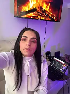 i am nina  online show from November 2025 09:36:01 PM