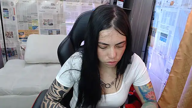 i am nina  online show from September 2025 10:16:01 PM