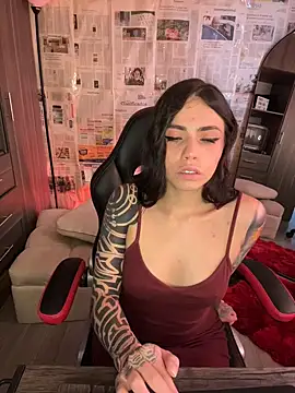 i am nina  online show from April 2026 07:53:01 PM