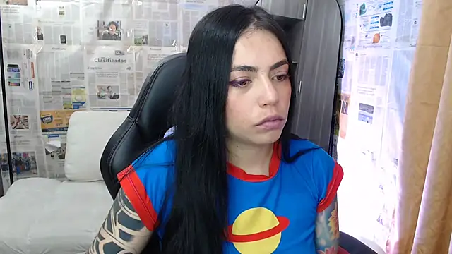 i am nina  online show from September 2025 11:01:02 PM