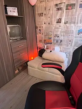 i am nina  online show from February 2026 06:51:01 PM