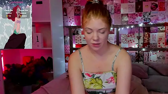 DiWalton online show from November 2025 03:32:01 AM