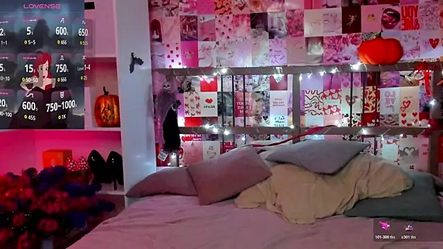 DiWalton online show from November 2025 05:44:01 AM