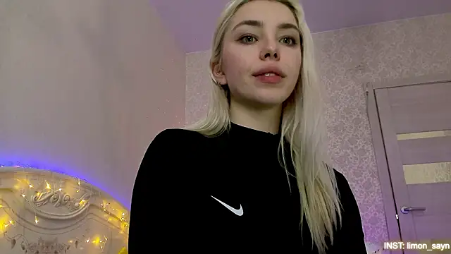 LillyMoure  online show from February 2026 06:22:01 AM